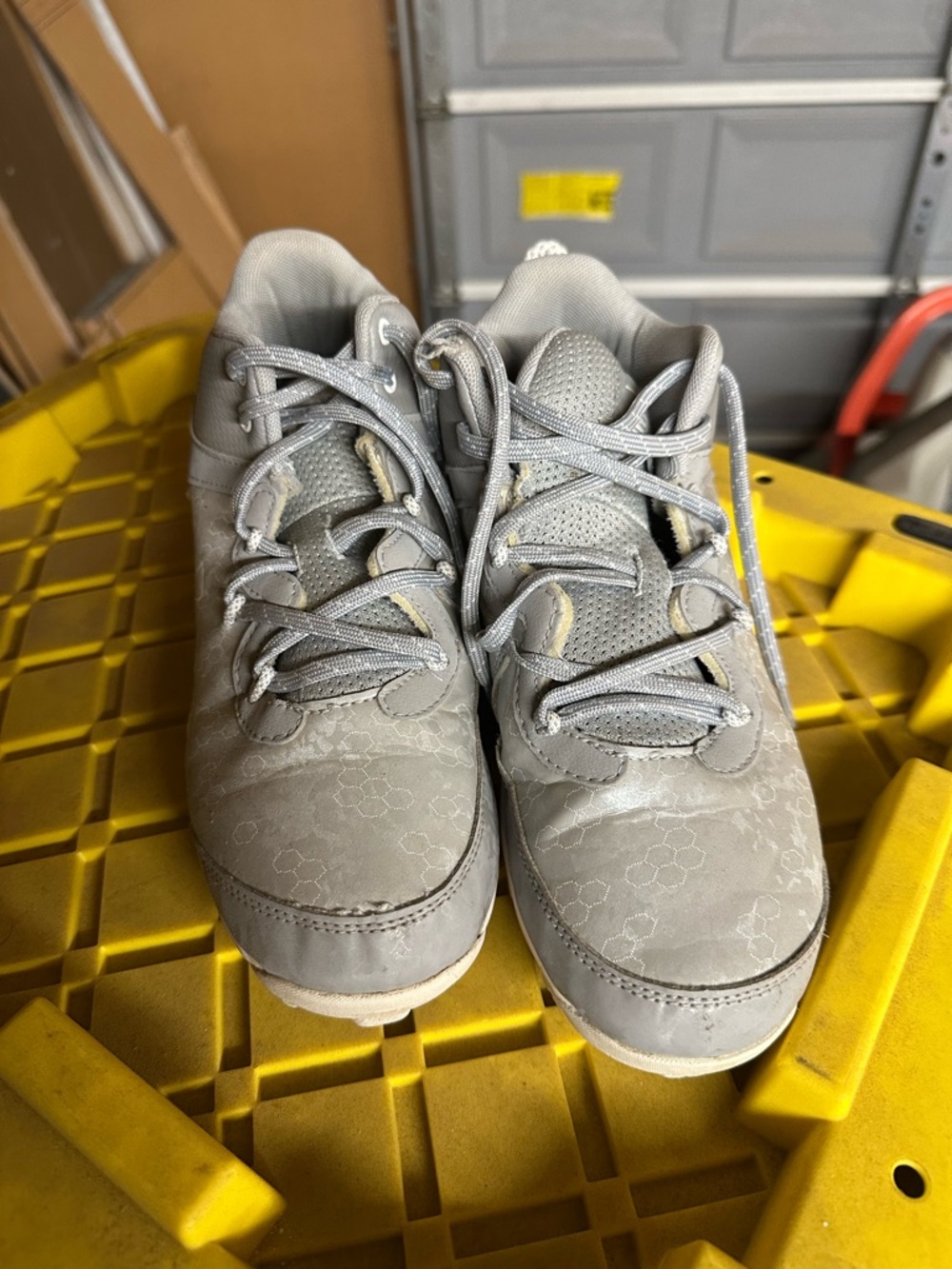 Under Armour Kids Gray baseball cleats